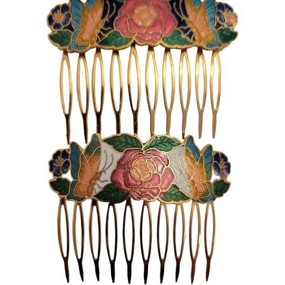 Accessories - 2 Vintage Floral Hair Combs